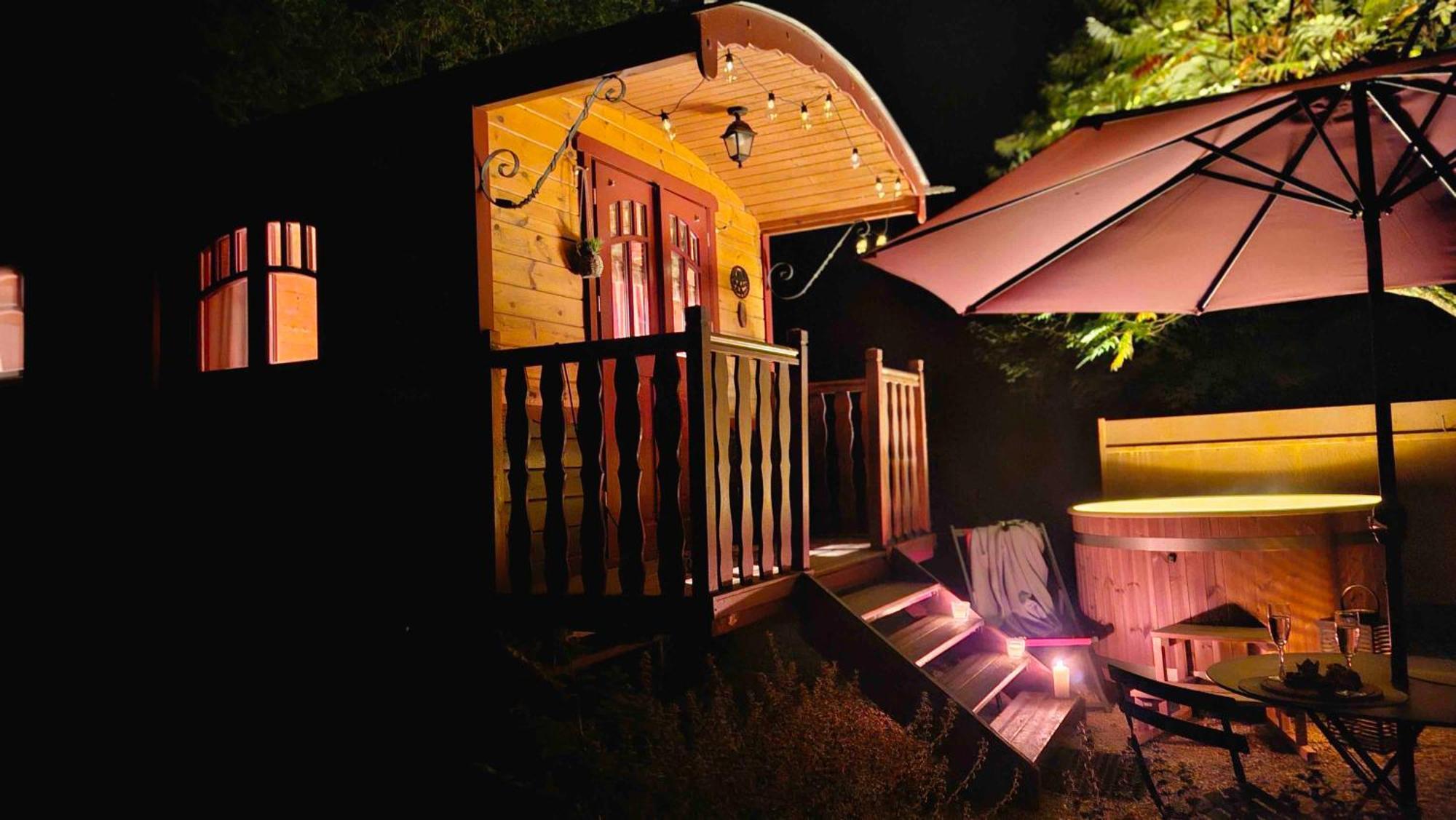 Le Roulottes Du Petit Gouffre De Padirac Avec Spa Exterior foto